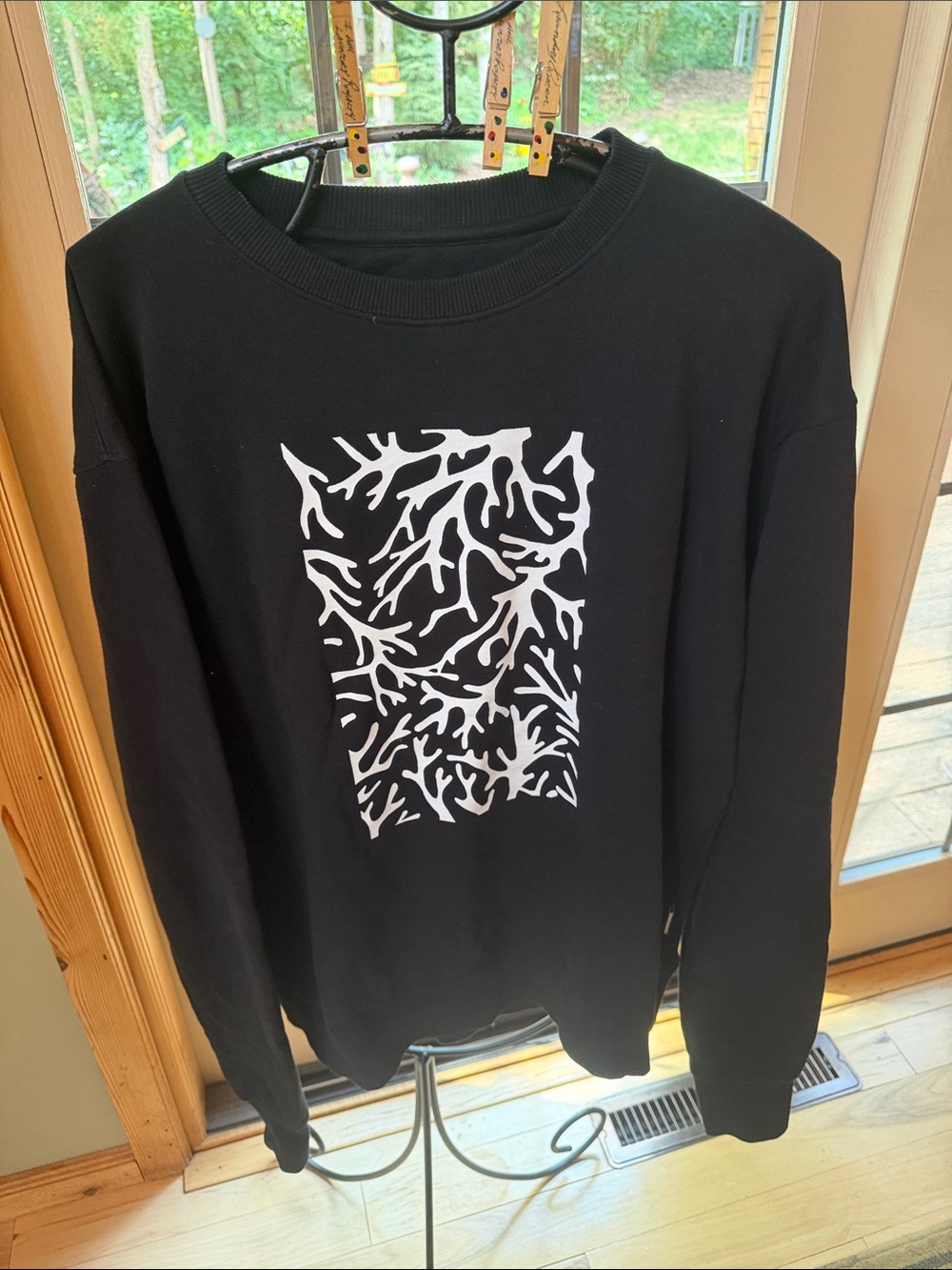 Fresh Cuts Purkinje Neuron Black Crewneck Sweatshirt White Print Unisex Sz. M